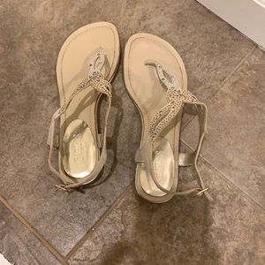 Cutest summer sandals !! Cant go wrong with a pair of sandals